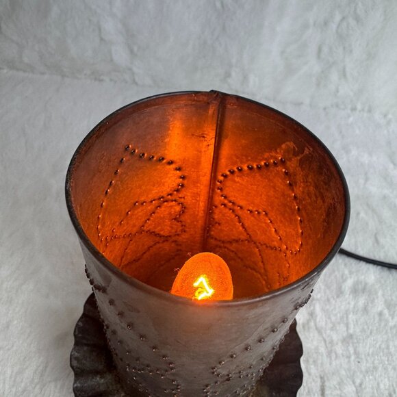 Rustic Punched Tin Electric Accent Lamp Primitive Country Decor Tinware Tinworks - Picture 5 of 7
